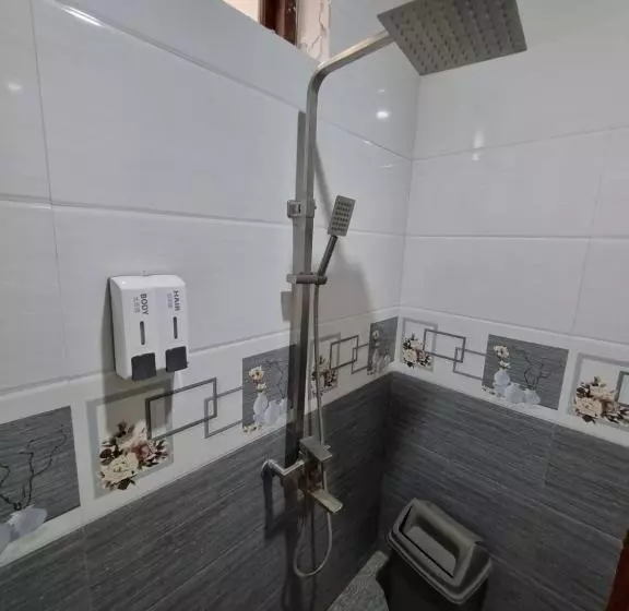 هتل Khách Sạn Viễn đông