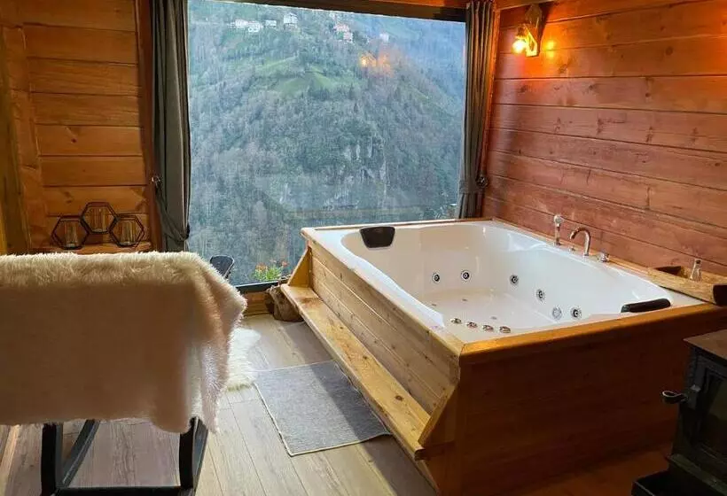 ホテル Kinya Bungalov