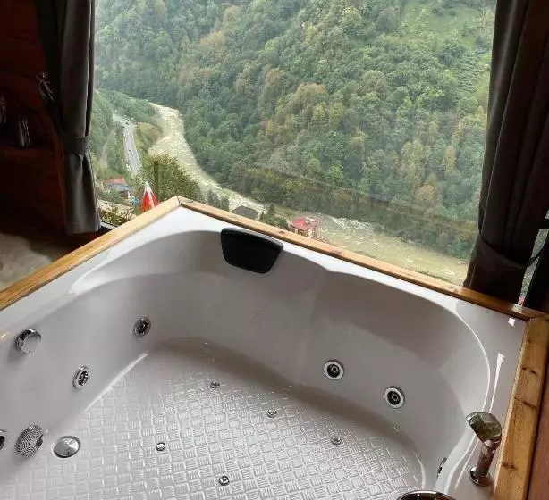 ホテル Kinya Bungalov