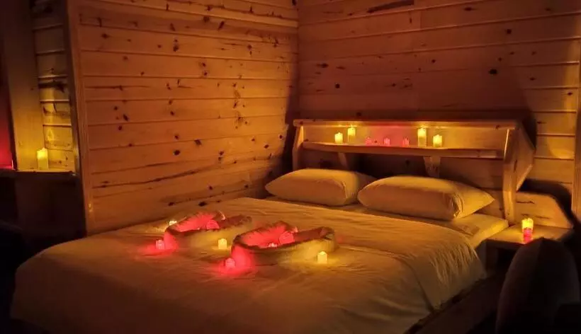 ホテル Kinya Bungalov