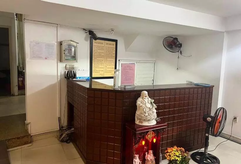 هتل Nhật Vân 2