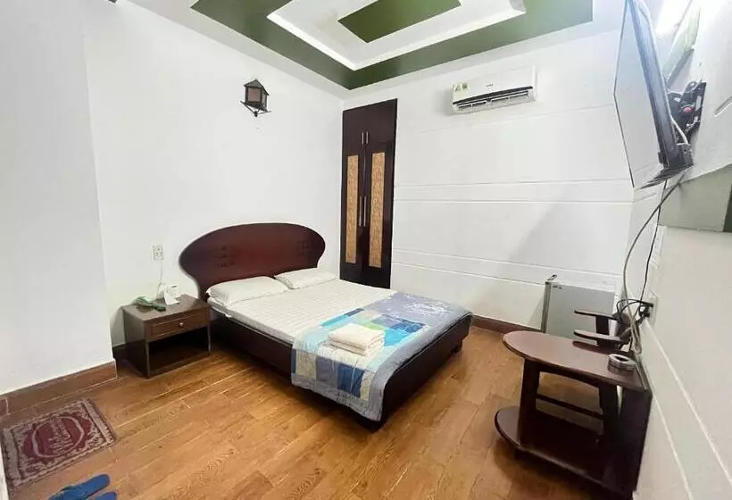 هتل Nhật Vân 2