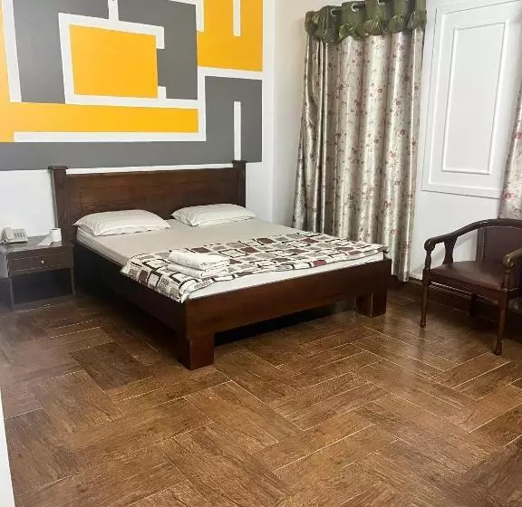 هتل Nhật Vân 2