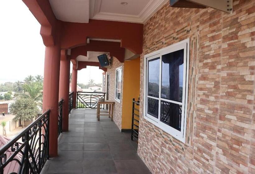 ホテル Nikops Royal