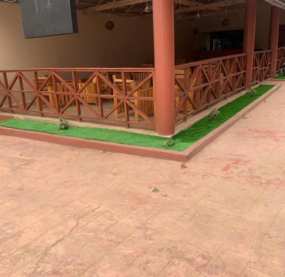 ホテル Nikops Royal