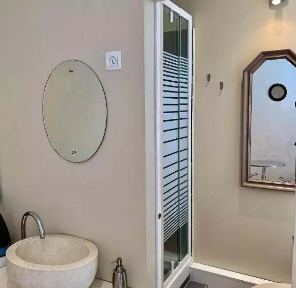 ホテル Operappart 2