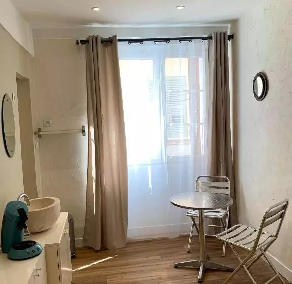 ホテル Operappart 2