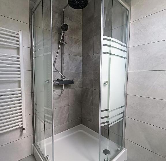 پانسیون Casa De Vacanță Zabpatak Vendégház