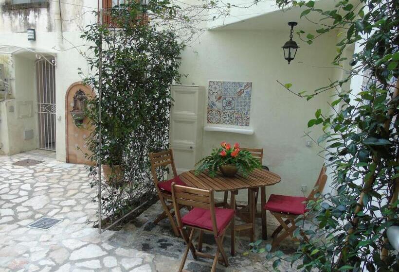 Pension La Corte Antica