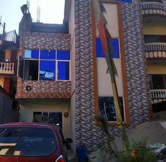 پانسیون Sanumaya Guest House