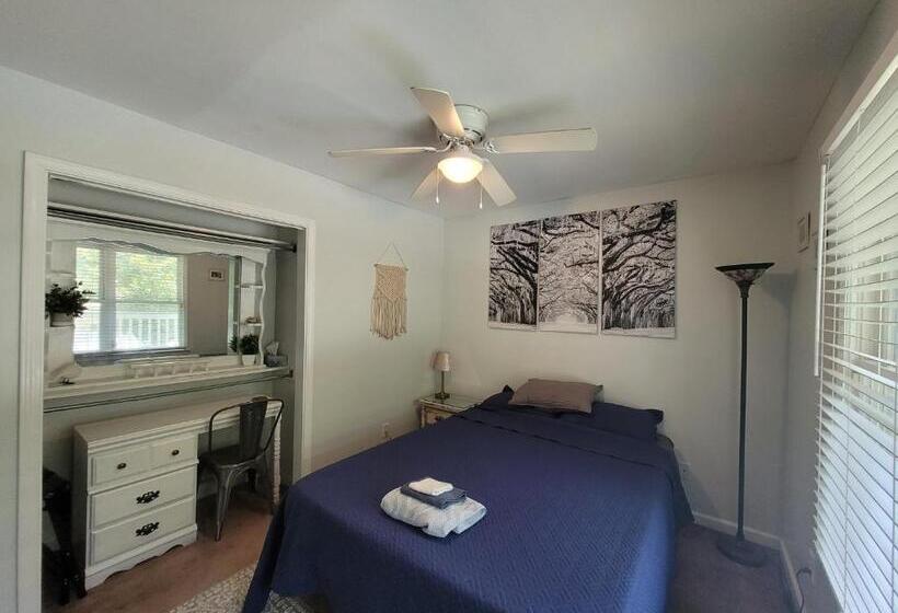 펜션 The Yellow Bungalow