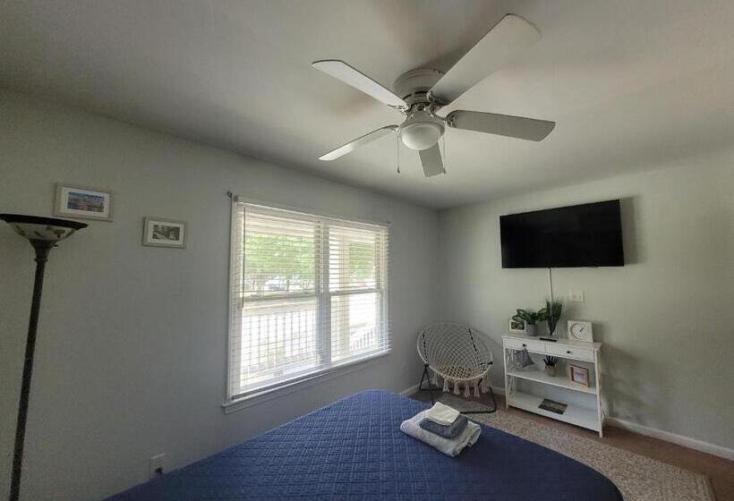 펜션 The Yellow Bungalow