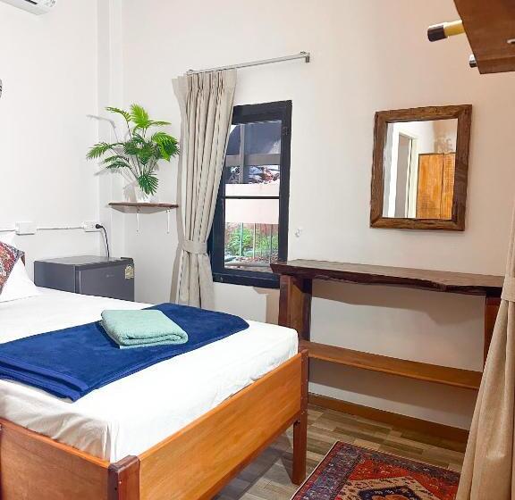 הוסטל Jungle Vibes