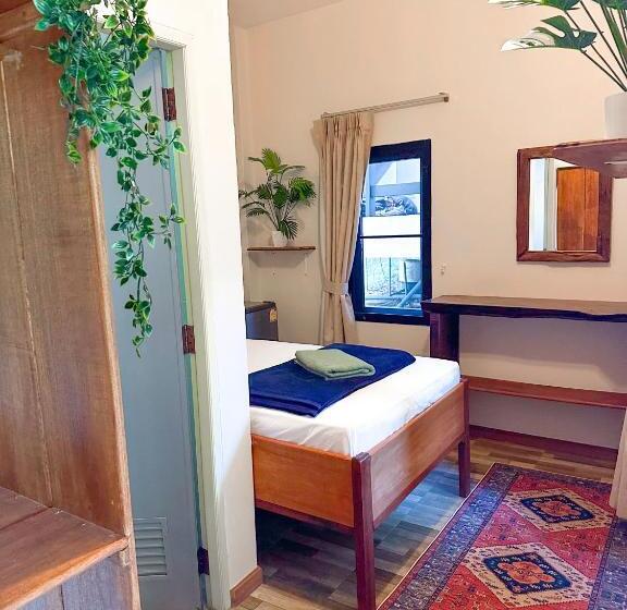 הוסטל Jungle Vibes