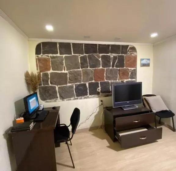 تختخواب و صبحانه Apartment In The Centre And Breakfast