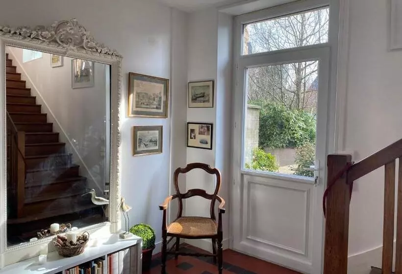 Aamiaismajoitus (B&B) Aquarelle