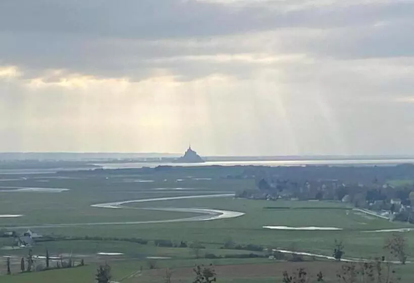 Aamiaismajoitus (B&B) Aquarelle