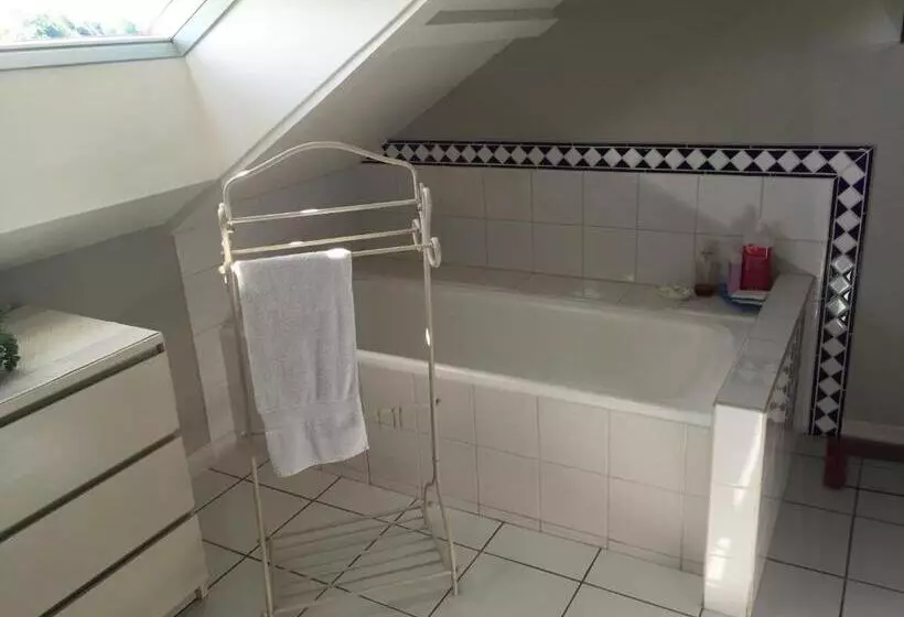 ベッドアンドブレックファースト Chambres D Hôtes La Mésange à Tête Bleue