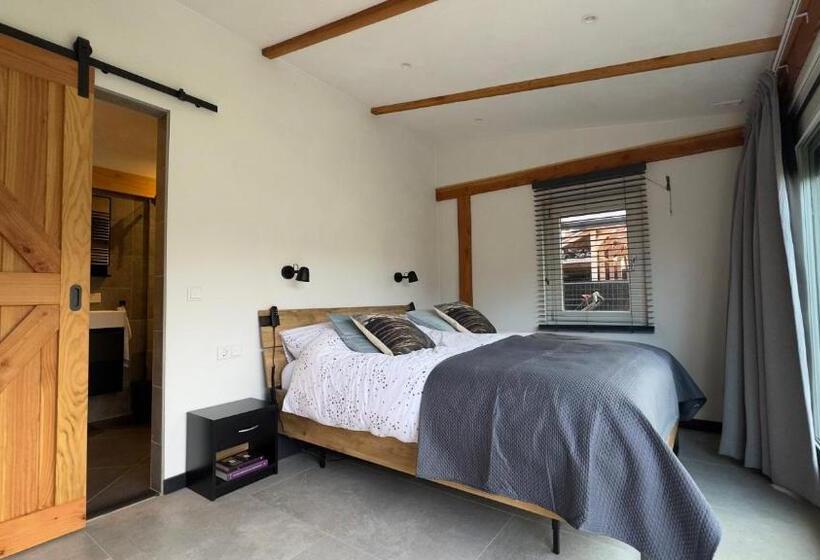 مبيت وإفطار De Seuterhoeve