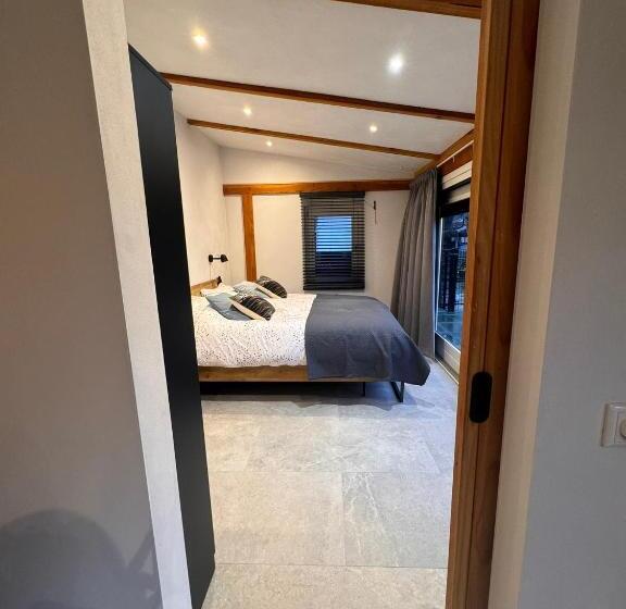 مبيت وإفطار De Seuterhoeve