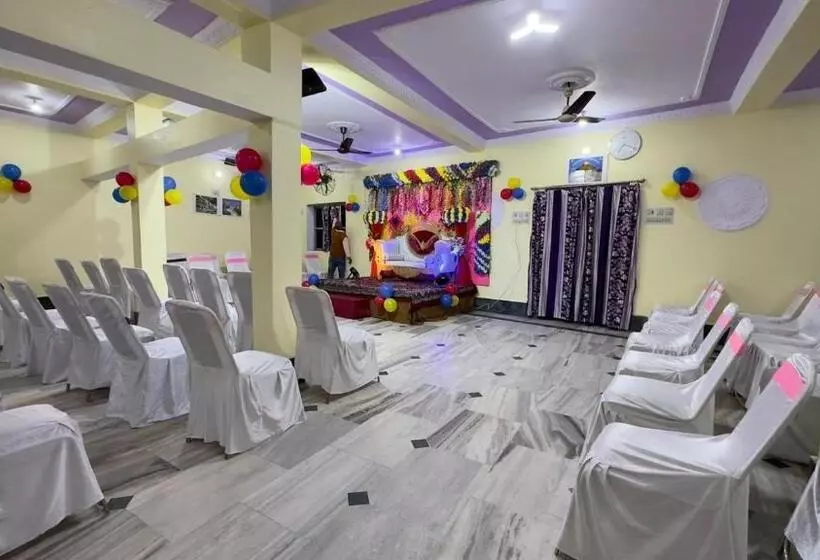 ホテル Anamika Rest House,nh31,barh Bihar