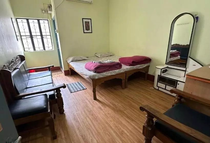 ホテル Anamika Rest House,nh31,barh Bihar