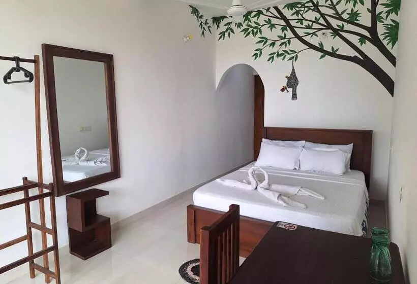 Hotelli Baden Beach