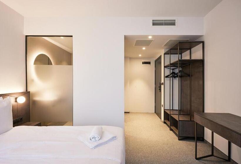 בית מלון כפרי Bizarre Boutique