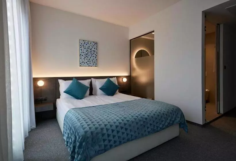 ホテル Bizarre Boutique