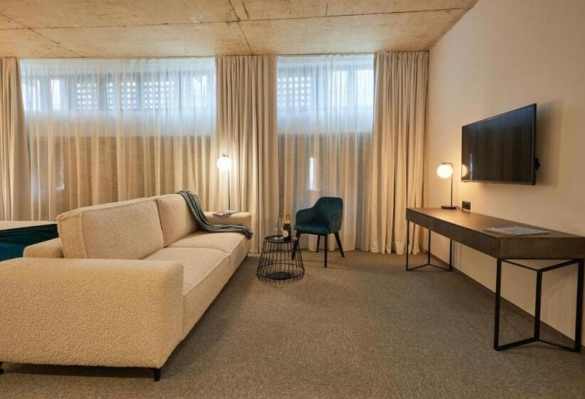 בית מלון כפרי Bizarre Boutique