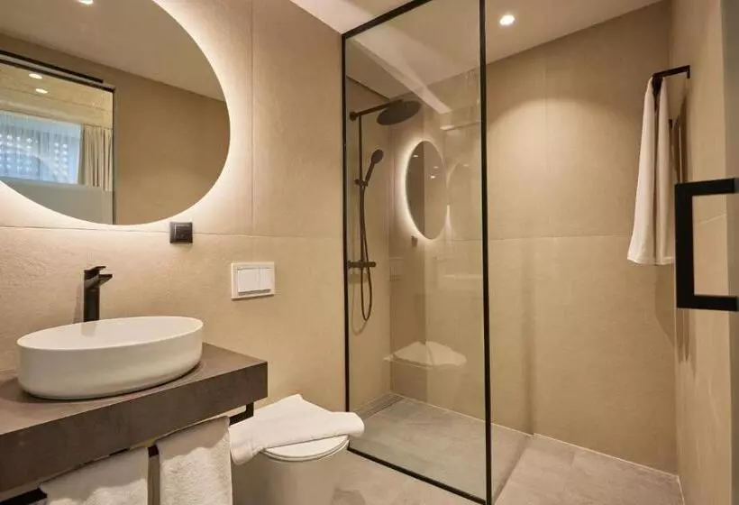 ホテル Bizarre Boutique