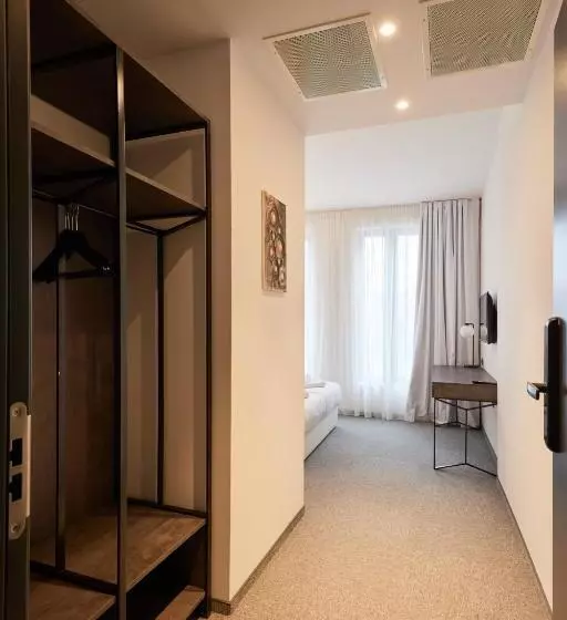 ホテル Bizarre Boutique