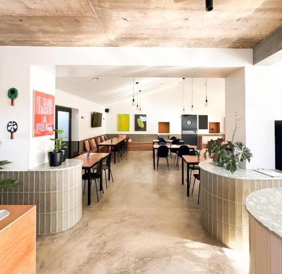 호텔 Gandum Village