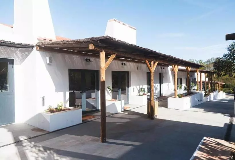 ホテル Gandum Village