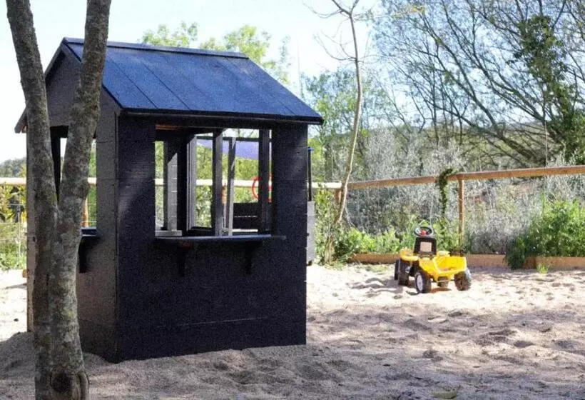 ホテル Gandum Village