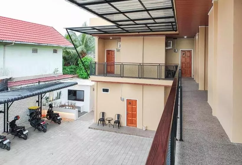 هتل Reddoorz Syariah Near Telanaipura Jambi