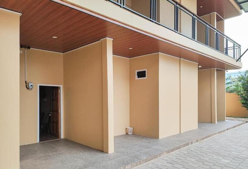 هتل Reddoorz Syariah Near Telanaipura Jambi