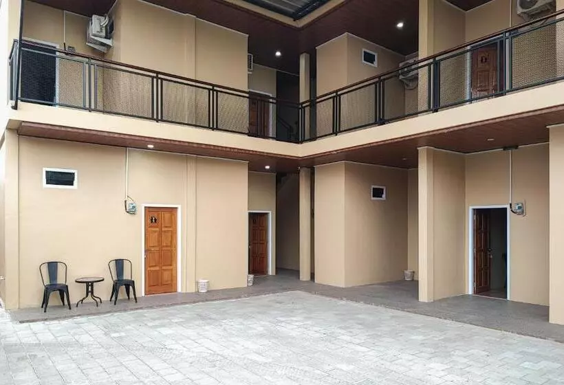 هتل Reddoorz Syariah Near Telanaipura Jambi