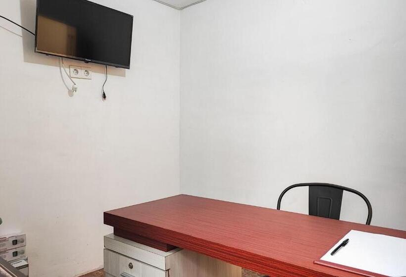 هتل Reddoorz Syariah Near Telanaipura Jambi