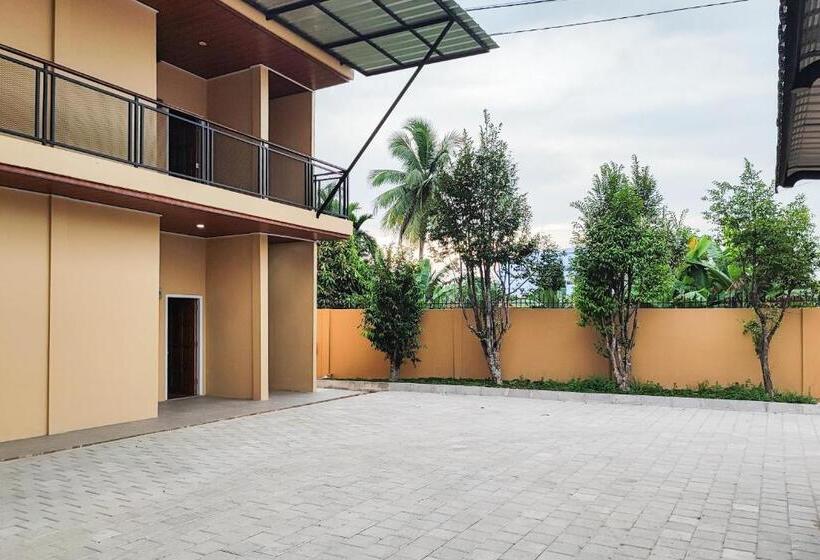 هتل Reddoorz Syariah Near Telanaipura Jambi