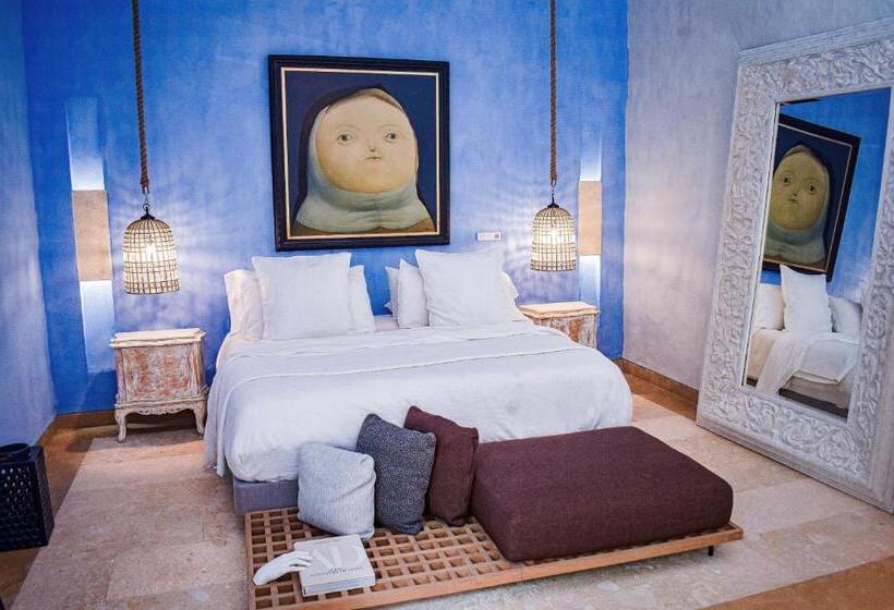 Отель Santiago Botero