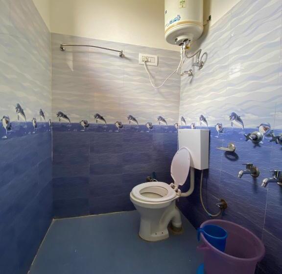 פנסיון Orange House