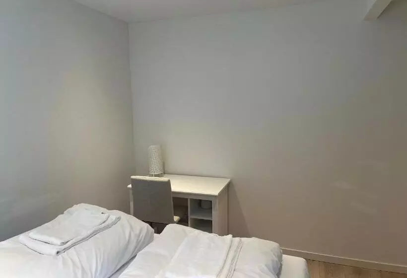 پانسیون Trolltun, Frystevegen 4