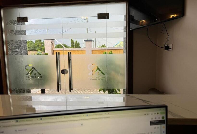 Rosa Hotel And Apartment Ilazo