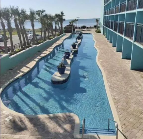 441 Landmark Resort