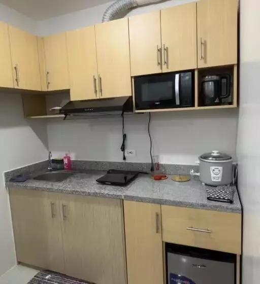 Casa Moanna 2br Condo With Dining, Kitchen, Living Area And Netflix