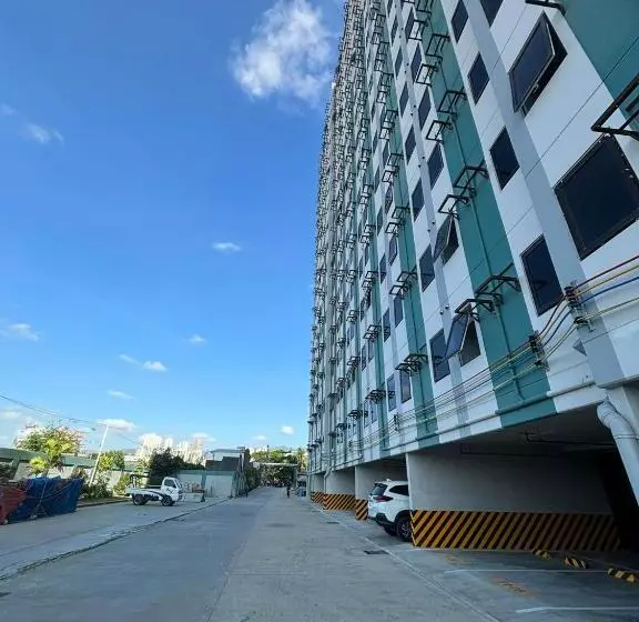 Casa Moanna 2br Condo With Dining, Kitchen, Living Area And Netflix