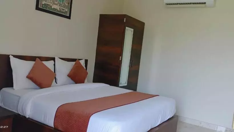 Hotel Braj Samode Resort