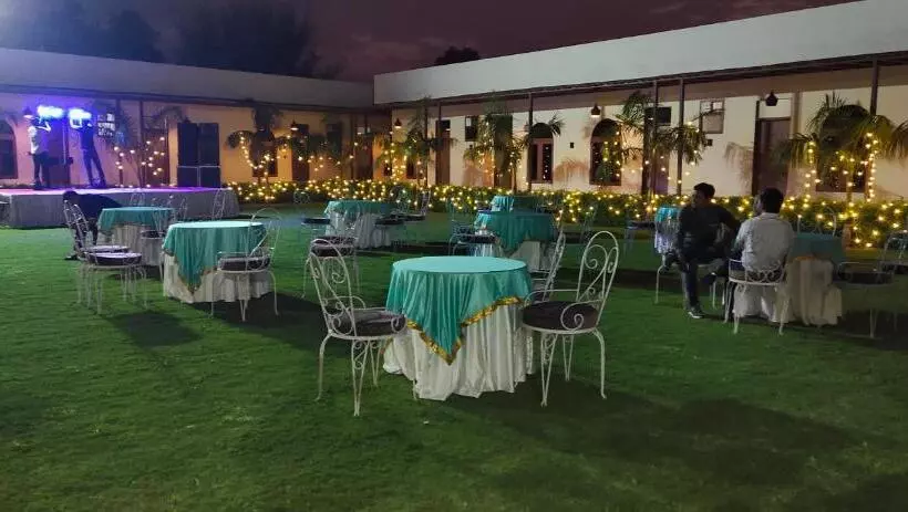 Hotel Braj Samode Resort