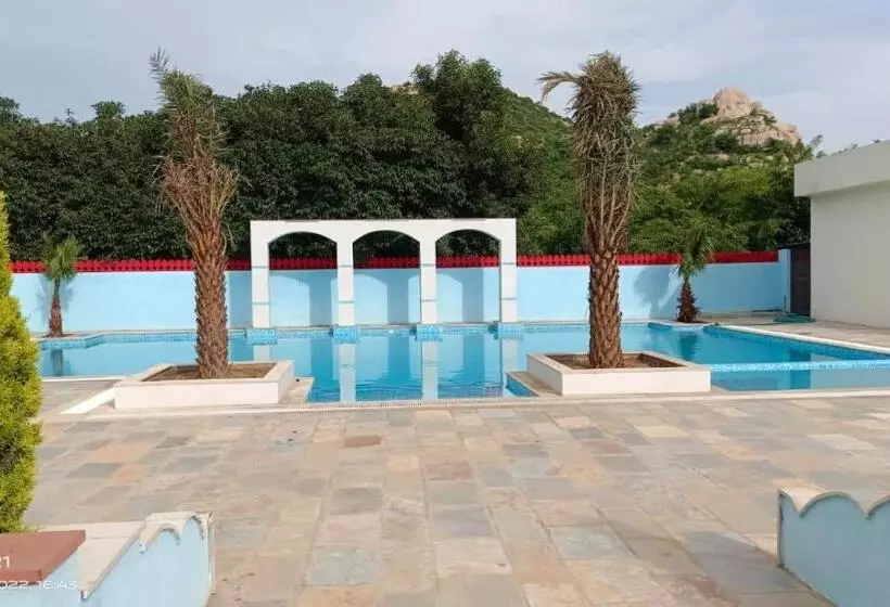 Hotel Braj Samode Resort
